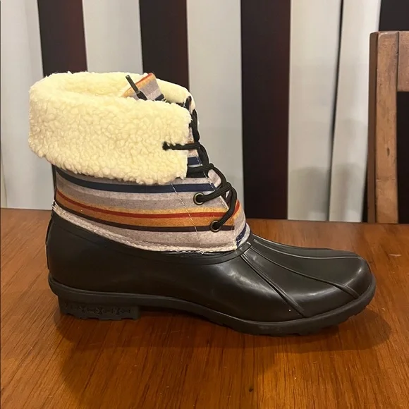 Pendleton Bridger Stripe Mid Duck Boots new Women’s Size 9 - Picture 6 of 16